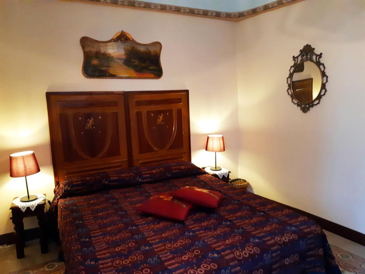 Antico Palazzo Affitti Brevi Bed & Breakfast Пиаца Армерина Екстериор снимка